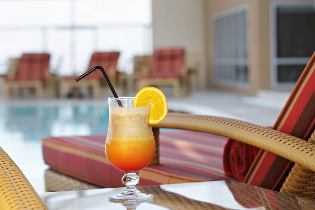 Aquarius Pool Café Nour Arjaan