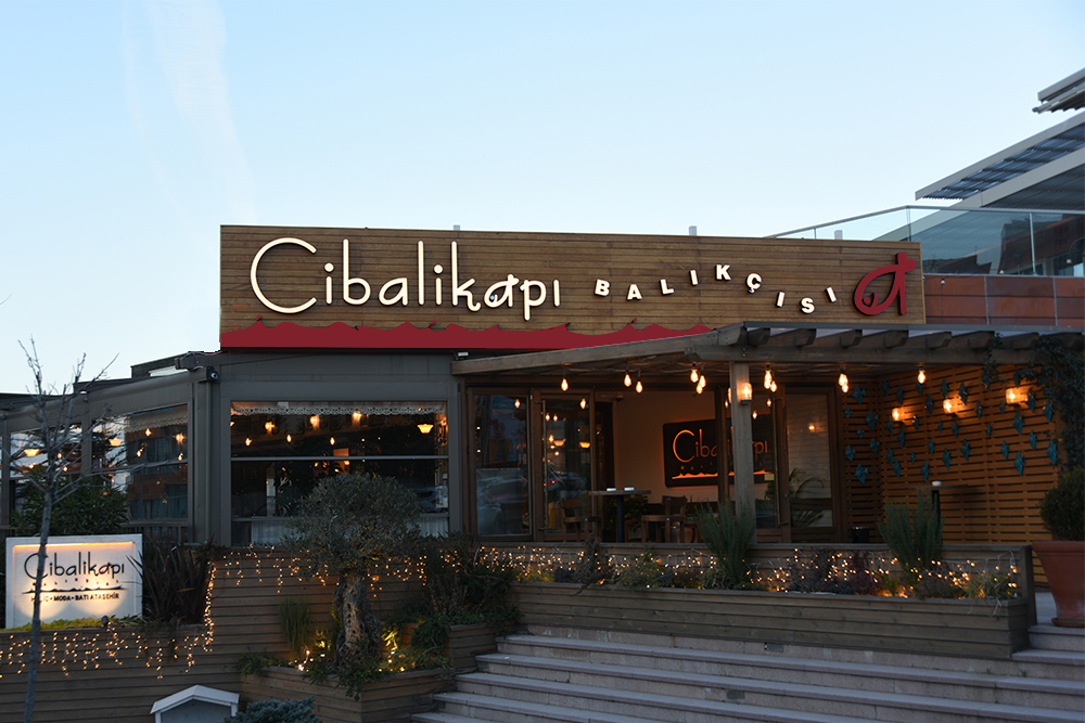Cibalikapı Balıkçısı Haliç
