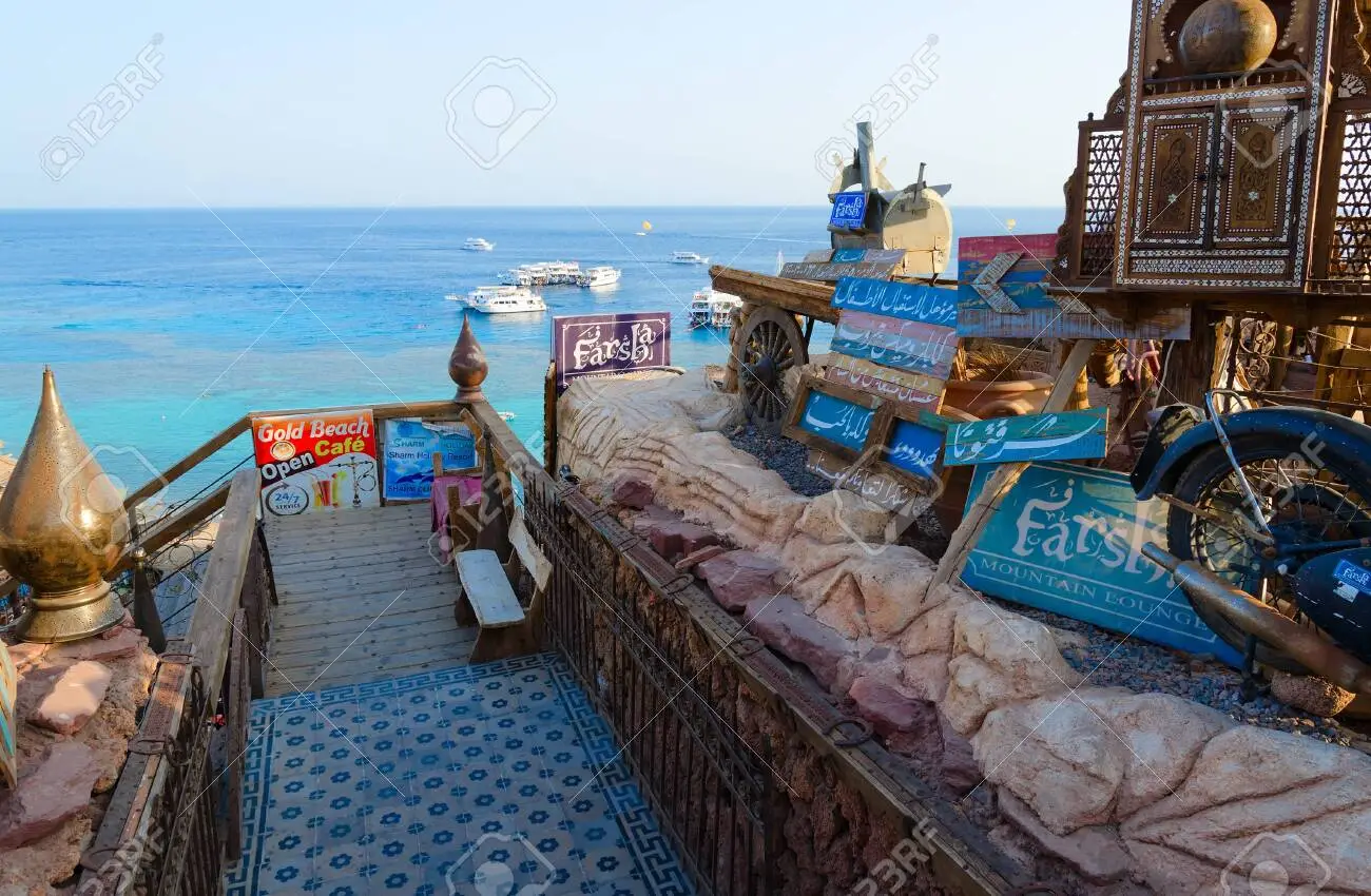 Farsha Mountain Lounge