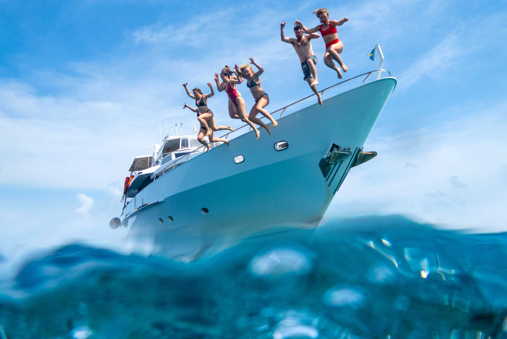 Klein Curacao Super Yacht Beach Experience