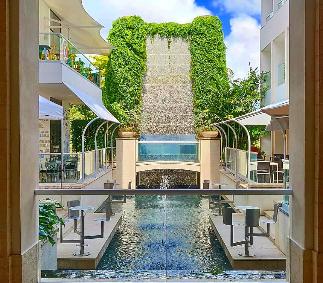 Lemongrass Noodle Bar & Grill