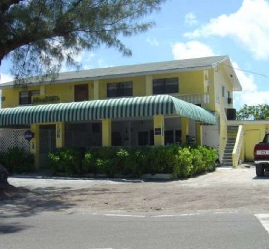 Nesbitt's Delaporte Restaurant and Lounge