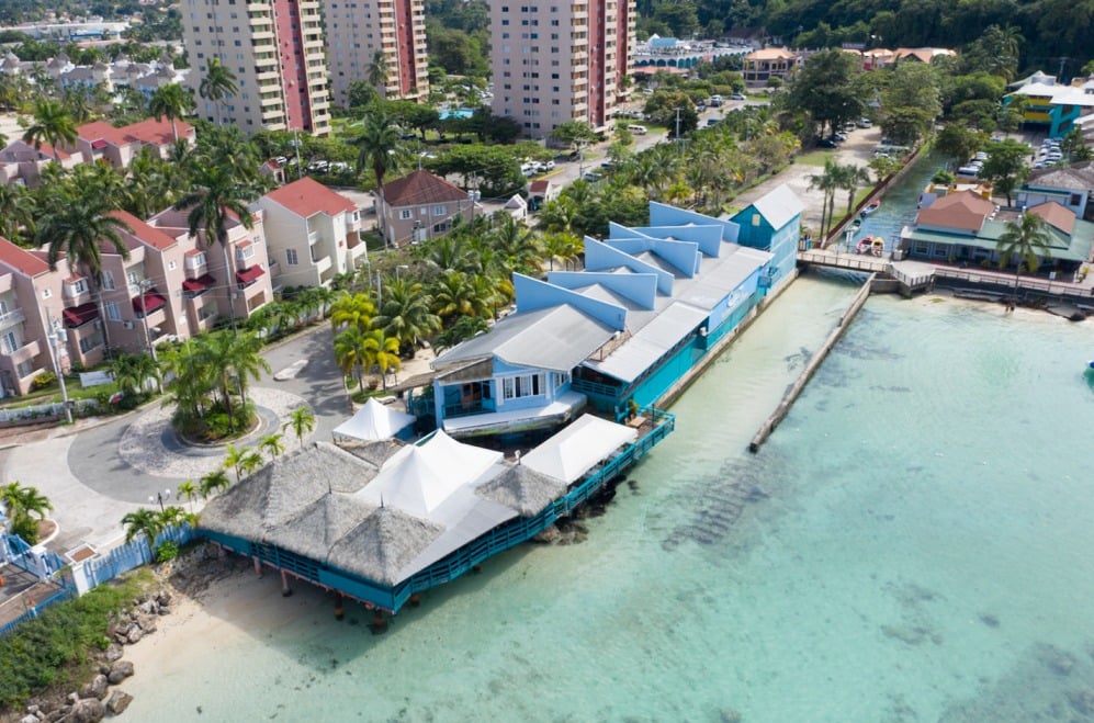 Ocean's 11 Seafood Resturant and Watering Hole