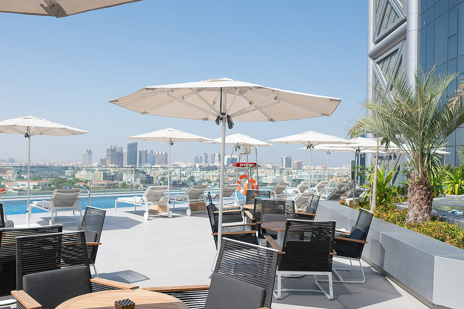 The Deck Pool Lounge - Al Bandar Rotana