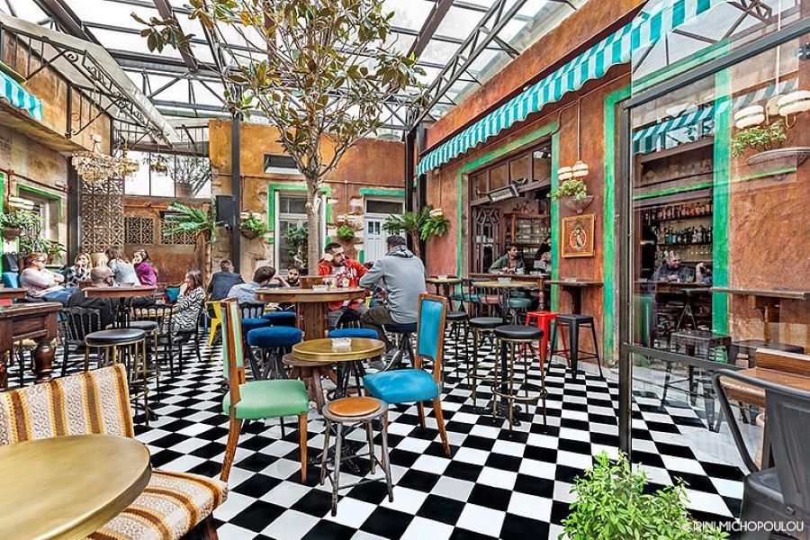 Upupa Epops - The bar